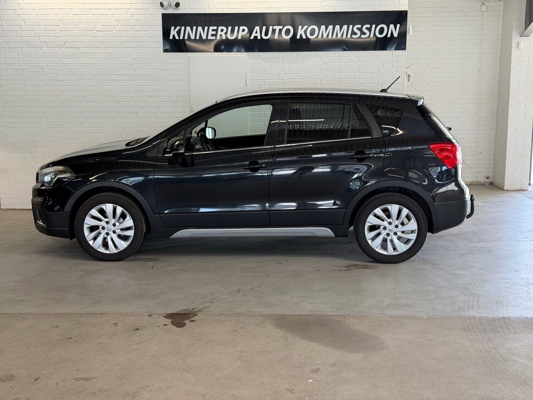 Billede af Suzuki S-Cross 1,0 Boosterjet Active 112HK 5d