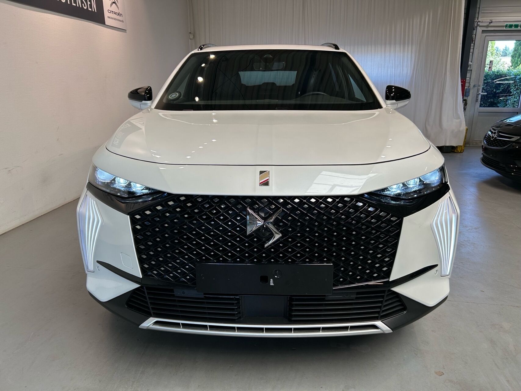 Billede af DS DS7 Crossback 1,6 E-Tense  Plugin-hybrid Rivoli AWD EAT8 360HK 5d 8g Aut.
