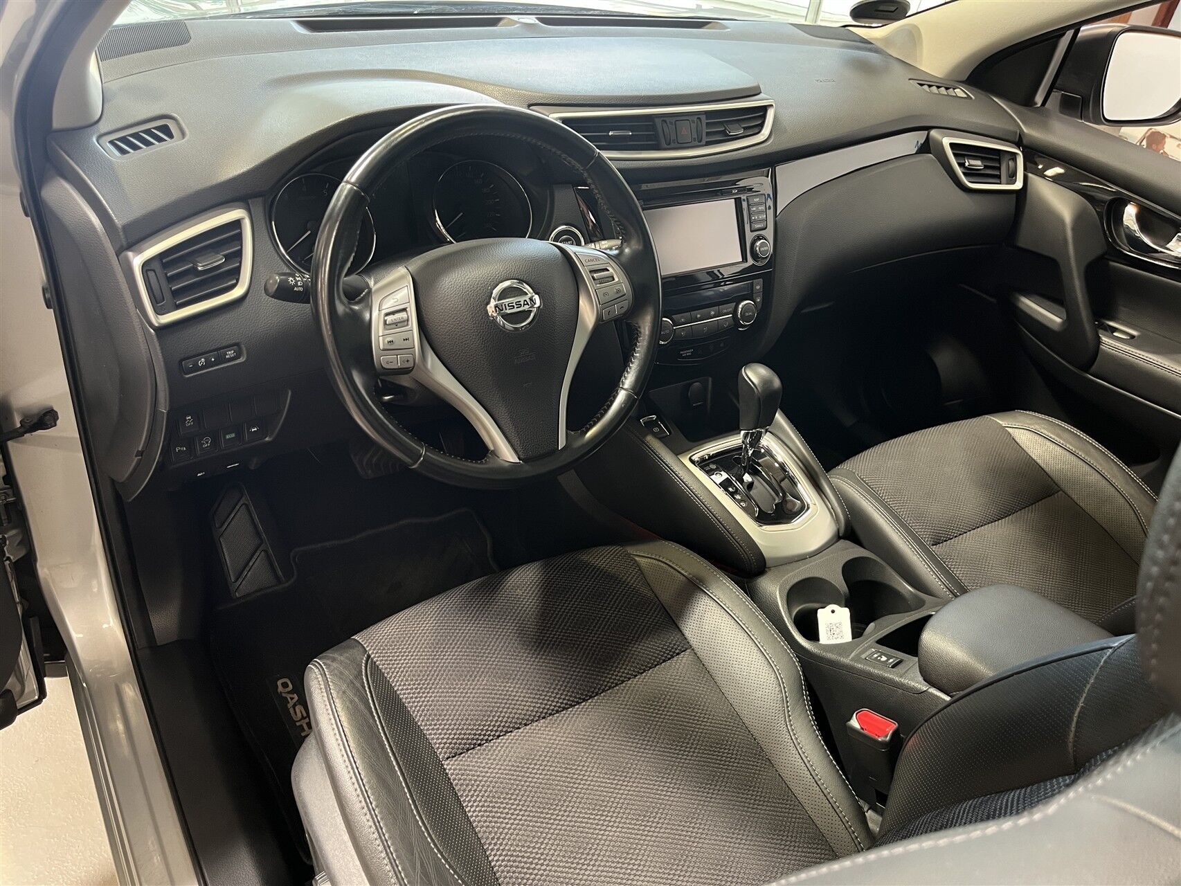 Billede af Nissan Qashqai 1,2 Dig-T Tekna 4X2 X-Tronic 115HK 5d 6g Aut.
