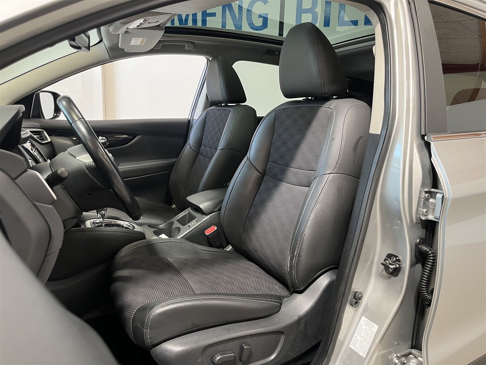 Billede af Nissan Qashqai 1,2 Dig-T Tekna 4X2 X-Tronic 115HK 5d 6g Aut.