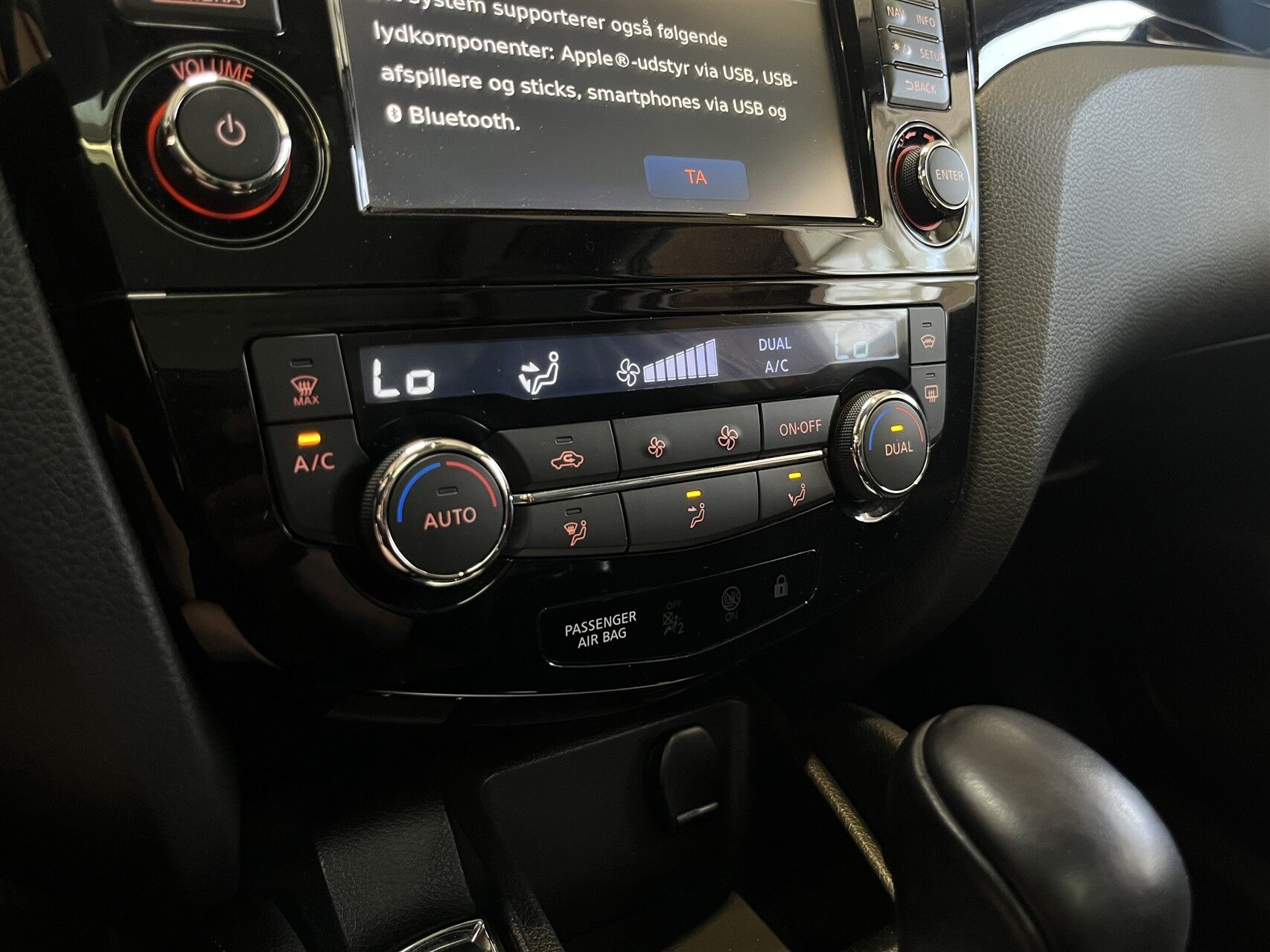 Billede af Nissan Qashqai 1,2 Dig-T Tekna 4X2 X-Tronic 115HK 5d 6g Aut.