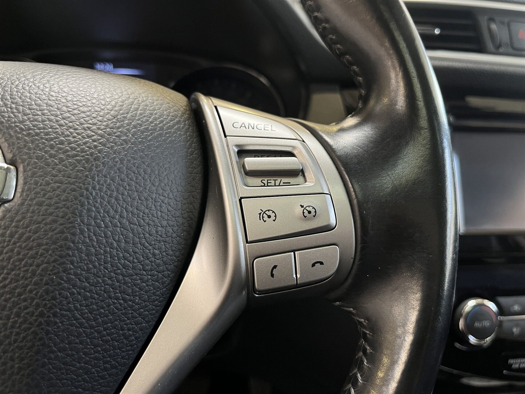 Billede af Nissan Qashqai 1,2 Dig-T Tekna 4X2 X-Tronic 115HK 5d 6g Aut.