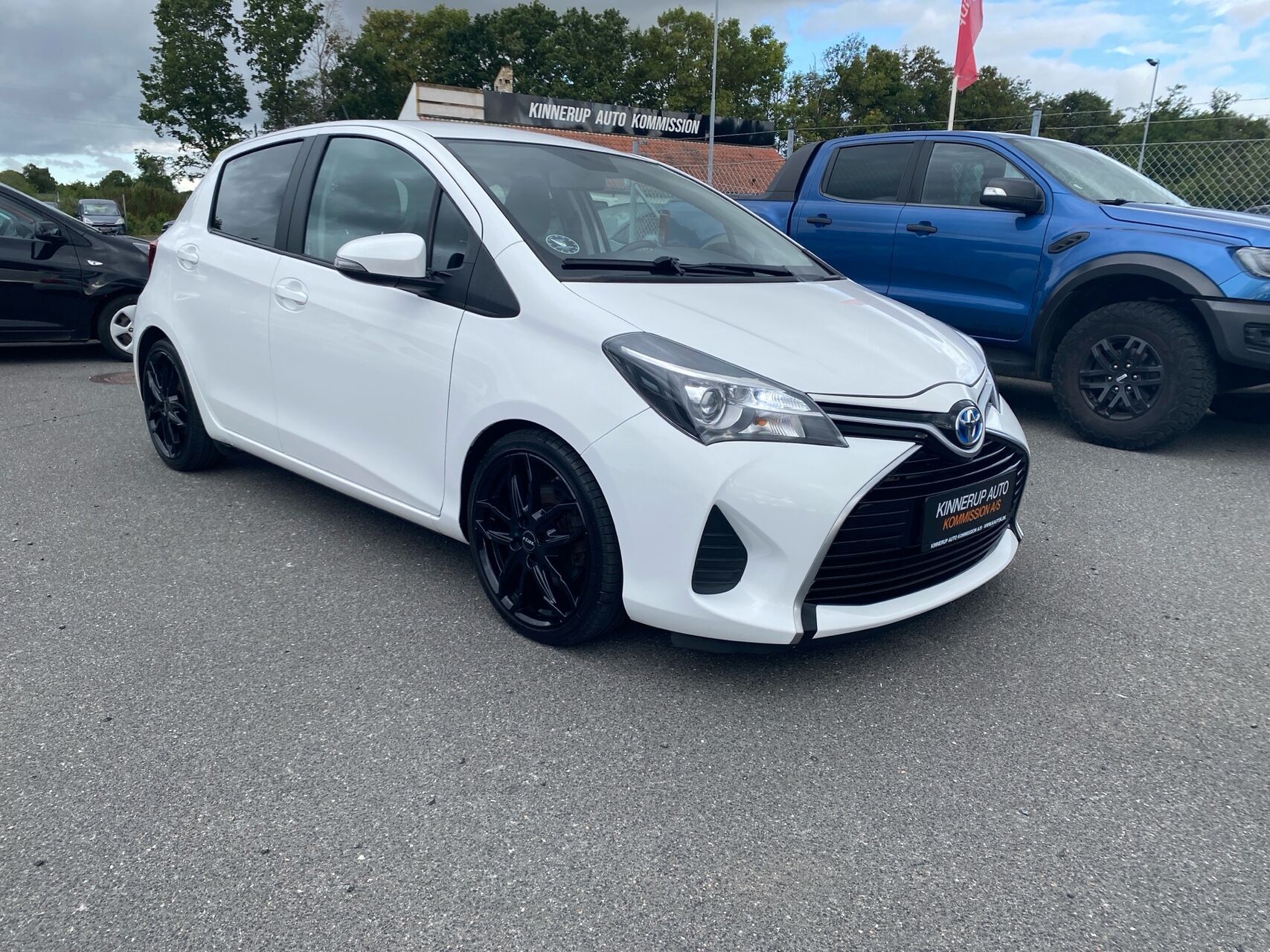 Billede af Toyota Yaris 1,5 Hybrid H2 E-CVT 100HK 5d Trinl. Gear