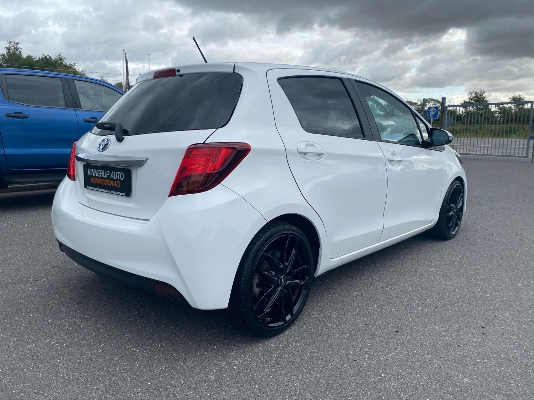 Billede af Toyota Yaris 1,5 Hybrid H2 E-CVT 100HK 5d Trinl. Gear