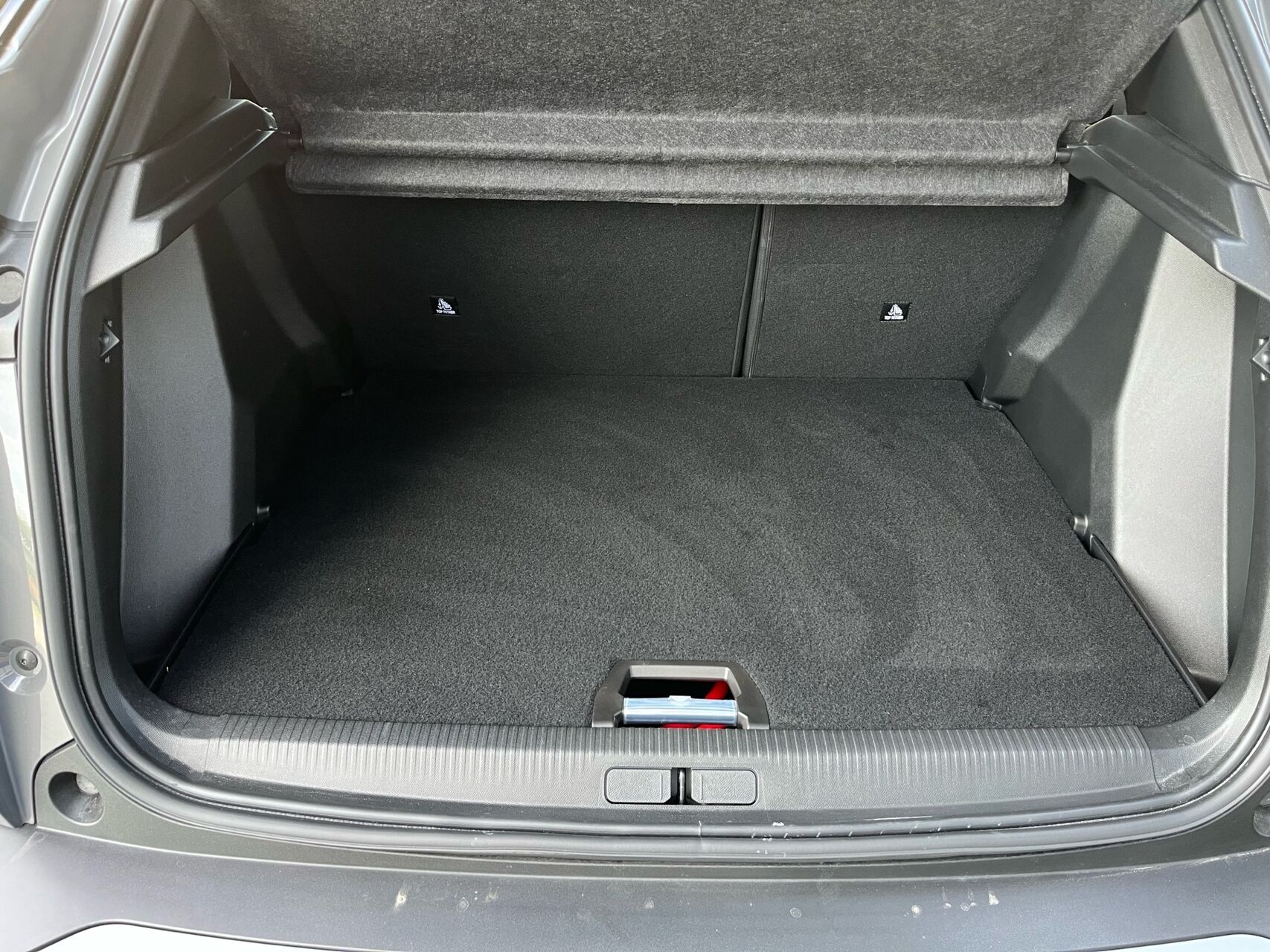 Billede af Peugeot e-2008 EL GT 156HK 5d Aut.
