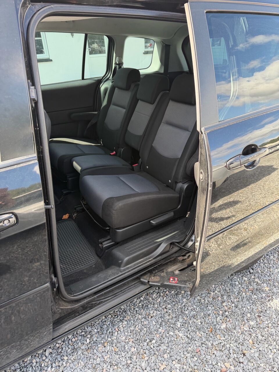 Billede af Mazda 5 2,0 Sport 145HK