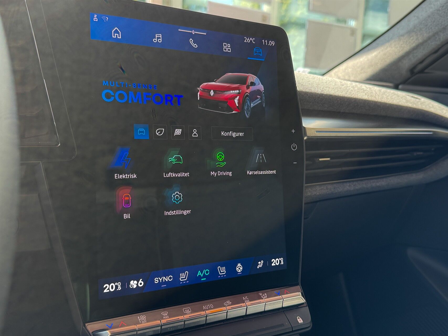 Billede af Renault Scénic E-TECH Techno 220HK Aut.