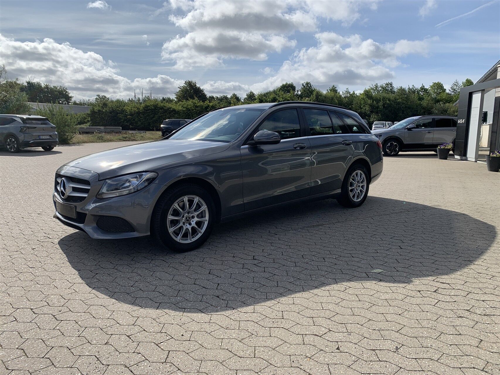 Billede af Mercedes-Benz C220 d T 2,1 Bluetec Progressive 7G-Tronic Plus 170HK Stc Aut.