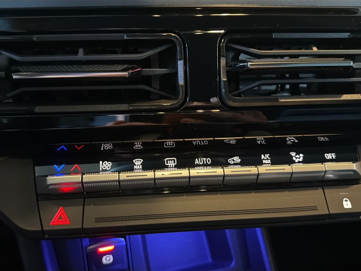 Billede af Nissan Micra EL Evolve 52kWh 150HK 5d Aut.