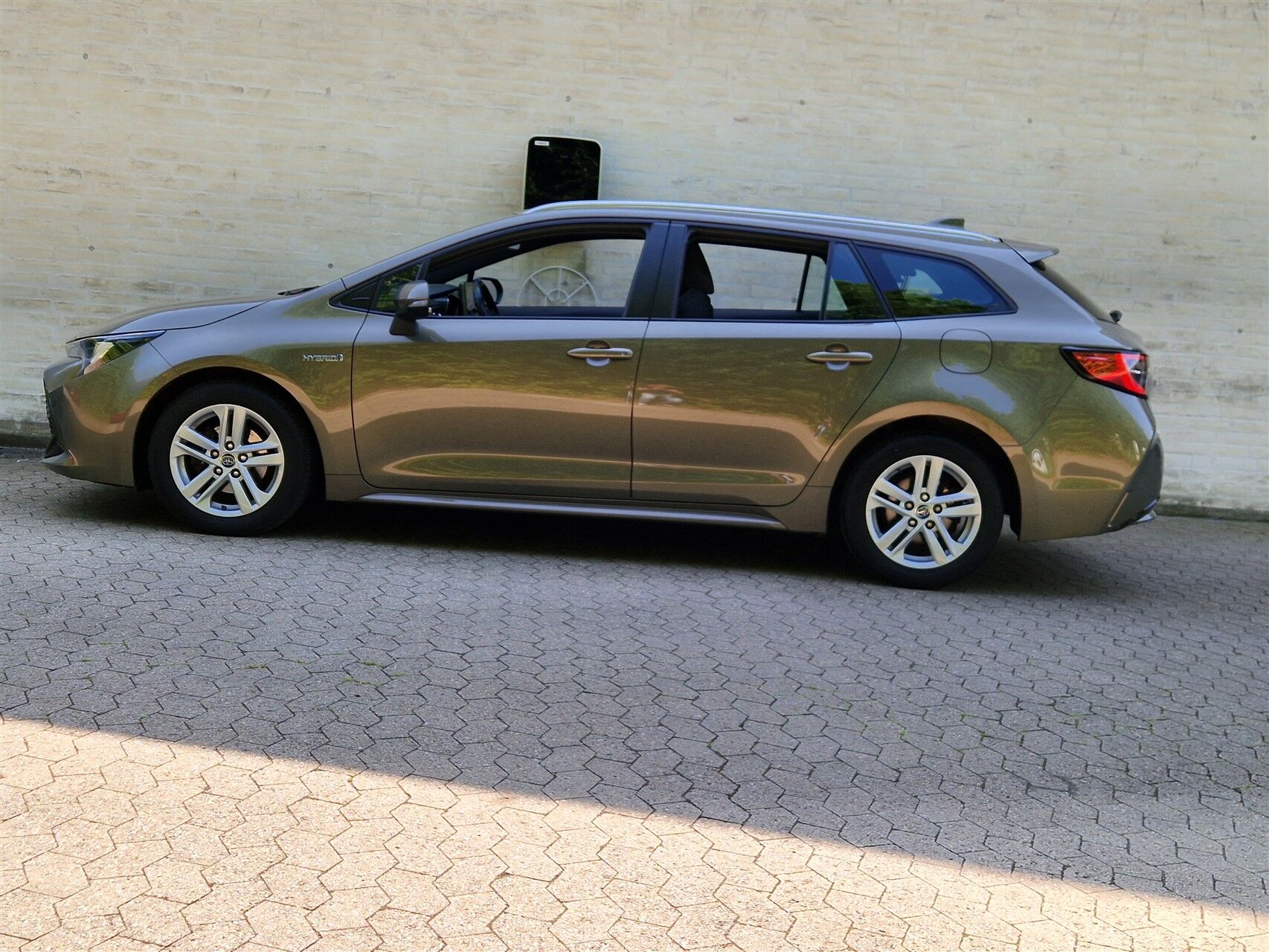 Billede af Toyota Corolla Touring Sports 1,8 Hybrid H3 E-CVT 122HK Stc Trinl. Gear