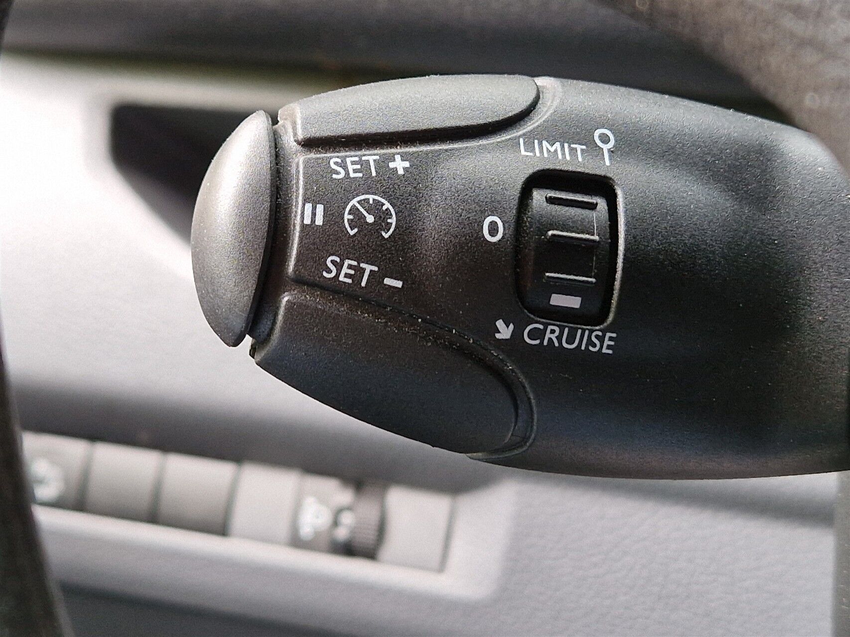 Billede af Toyota Proace Verso Electric Medium EL Combi m/Dobbelt bagdør, En Skydedør 136HK Aut.