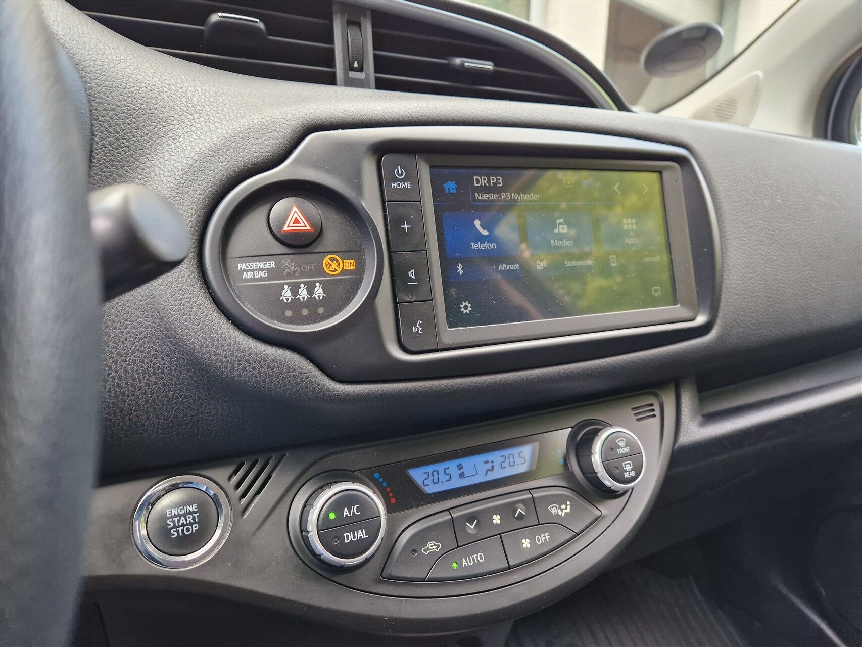 Billede af Toyota Yaris 1,5 VVT-I T3 Smartpakke 111HK 5d 6g