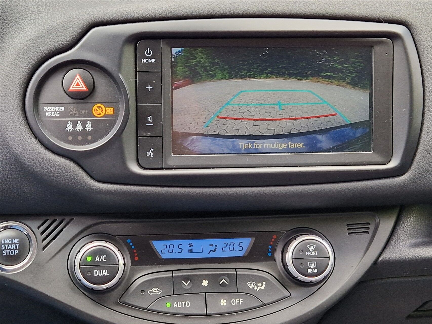 Billede af Toyota Yaris 1,5 VVT-I T3 Smartpakke 111HK 5d 6g