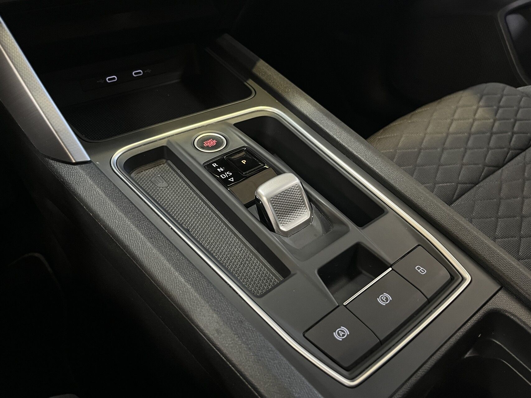 Billede af Seat Leon 1,4 e-Hybrid FR DSG 204HK 5d 6g Aut.