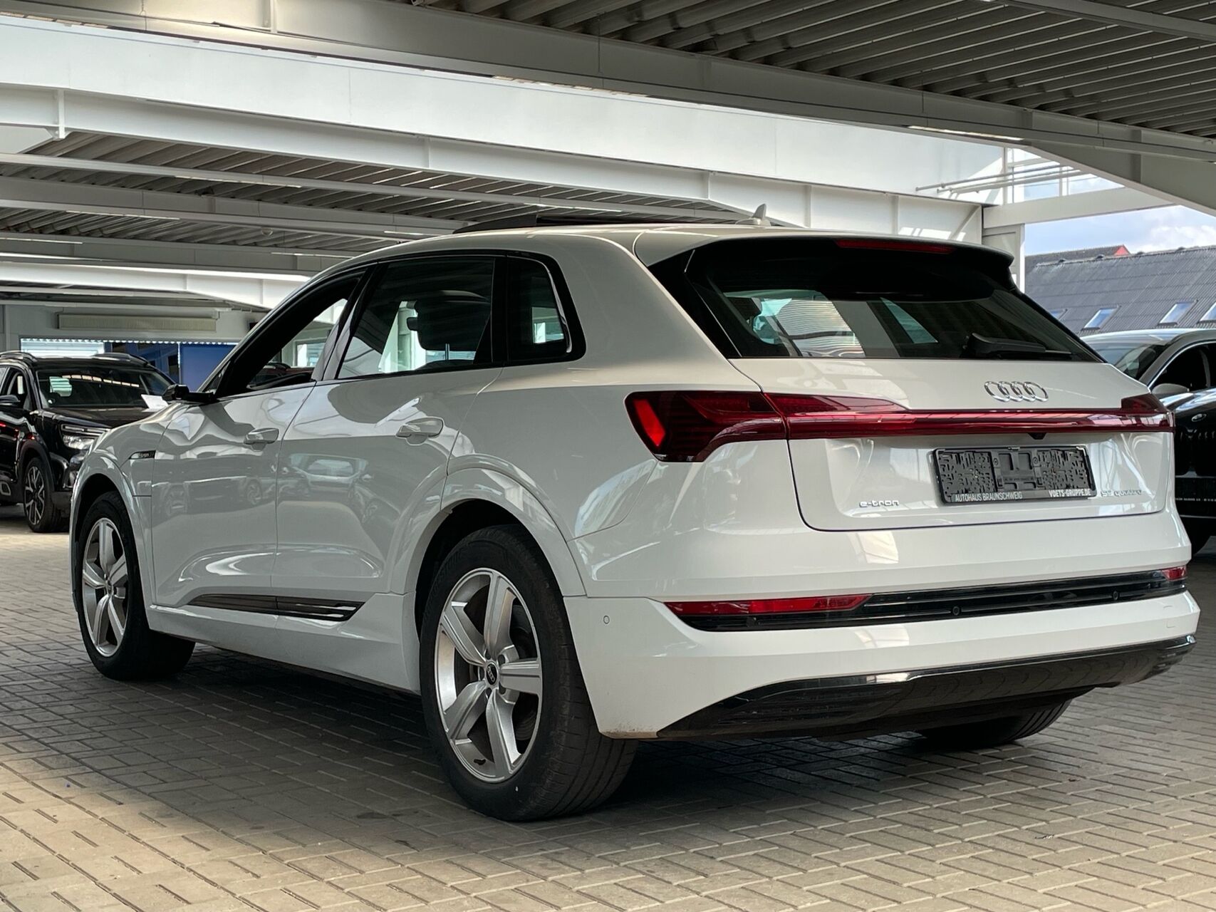 Billede af Audi E-tron 55 Advanced Quattro 408HK 5d Aut.