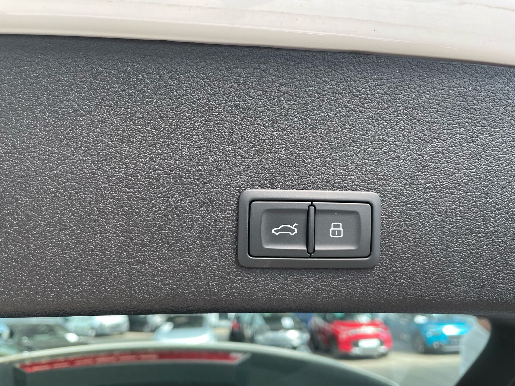 Billede af Audi E-tron 55 Advanced Quattro 408HK 5d Aut.