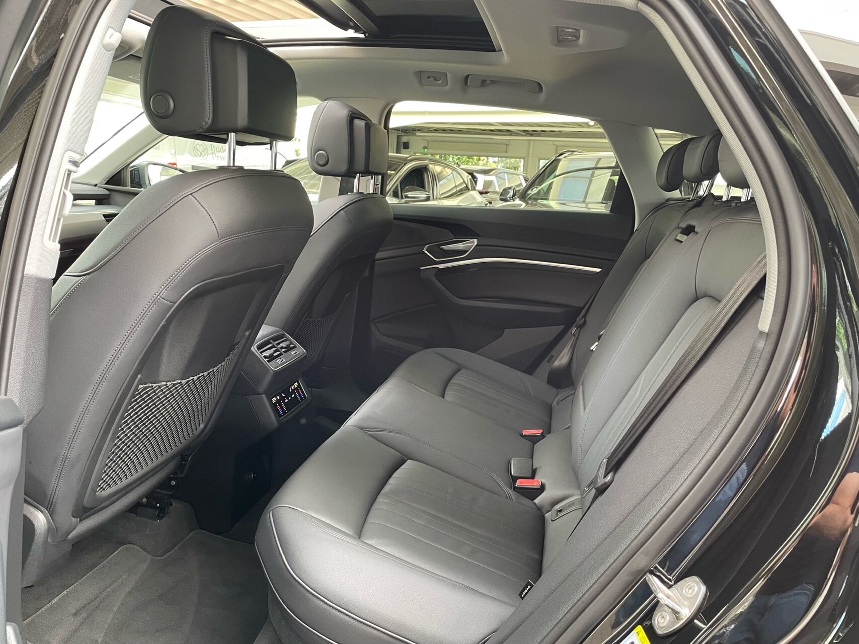 Billede af Audi E-tron 55 Advanced Quattro 408HK 5d Aut.
