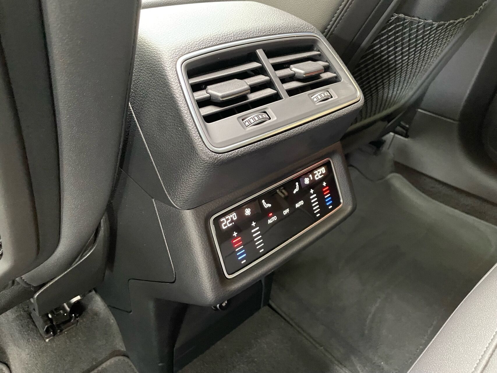 Billede af Audi E-tron 55 Advanced Quattro 408HK 5d Aut.