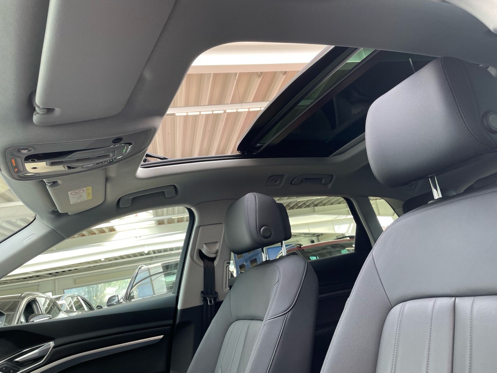 Billede af Audi E-tron 55 Advanced Quattro 408HK 5d Aut.