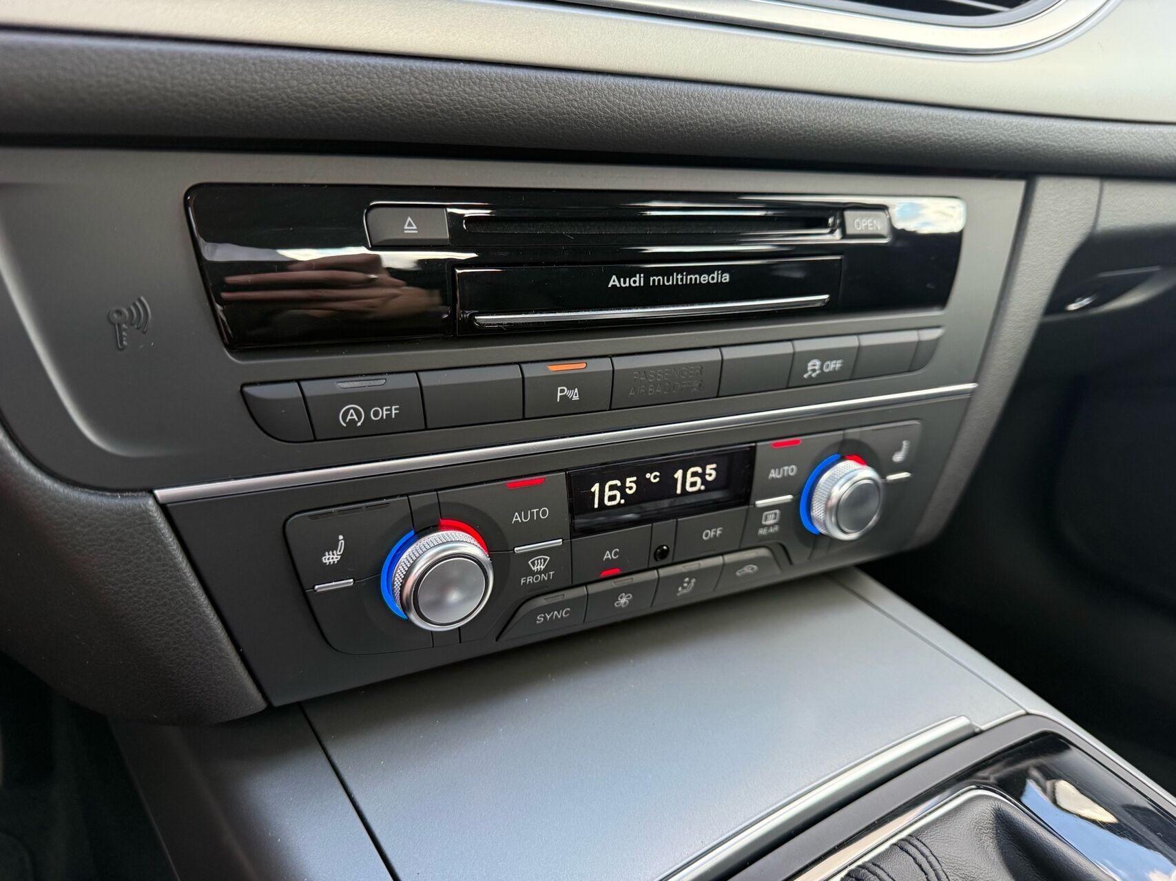 Billede af Audi A6 3,0 TDI S-Line Quattro S Tron 245HK Aut. 