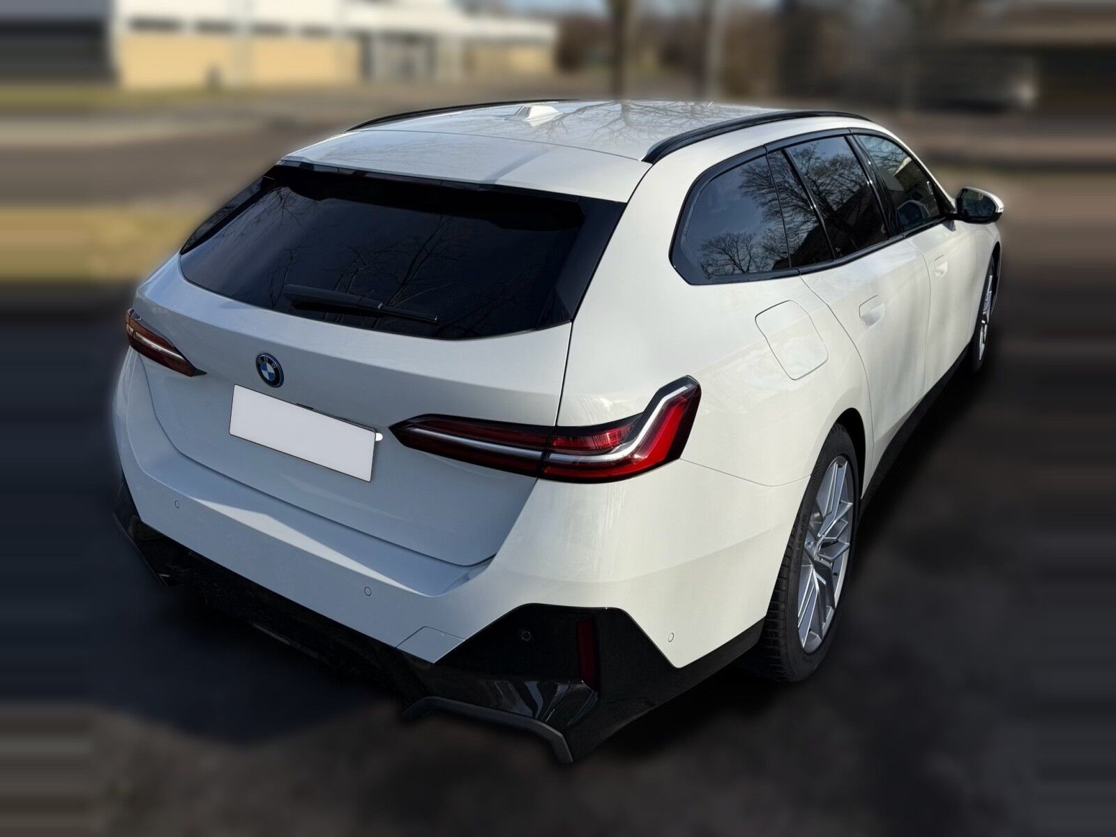 Billede af BMW i5 xDrive40 Touring Fully Charged M-Sport 394HK Stc Aut. 