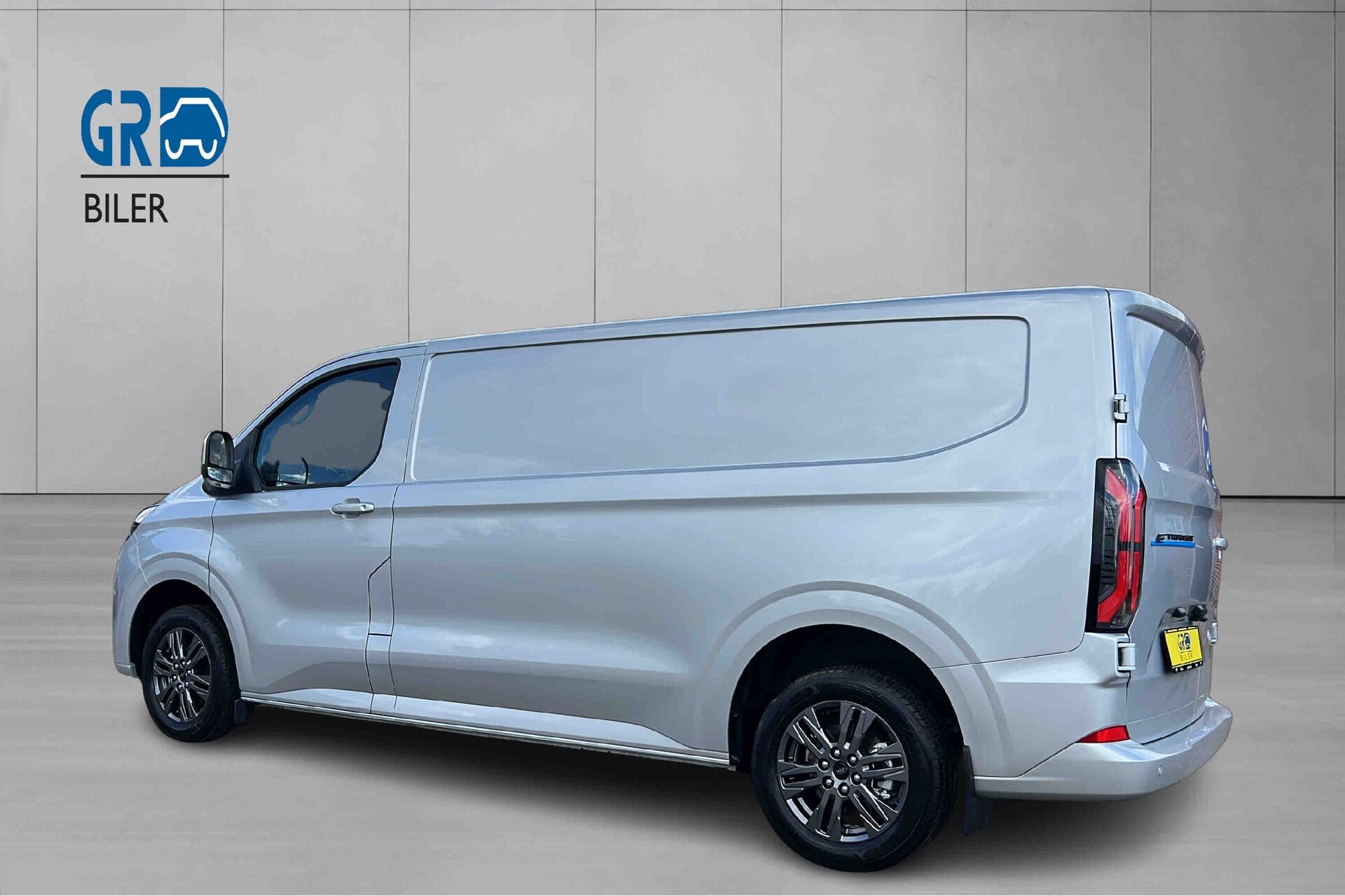 Billede af Ford E-Transit Custom 340 L2H1 EL Limited 136HK Van Aut.