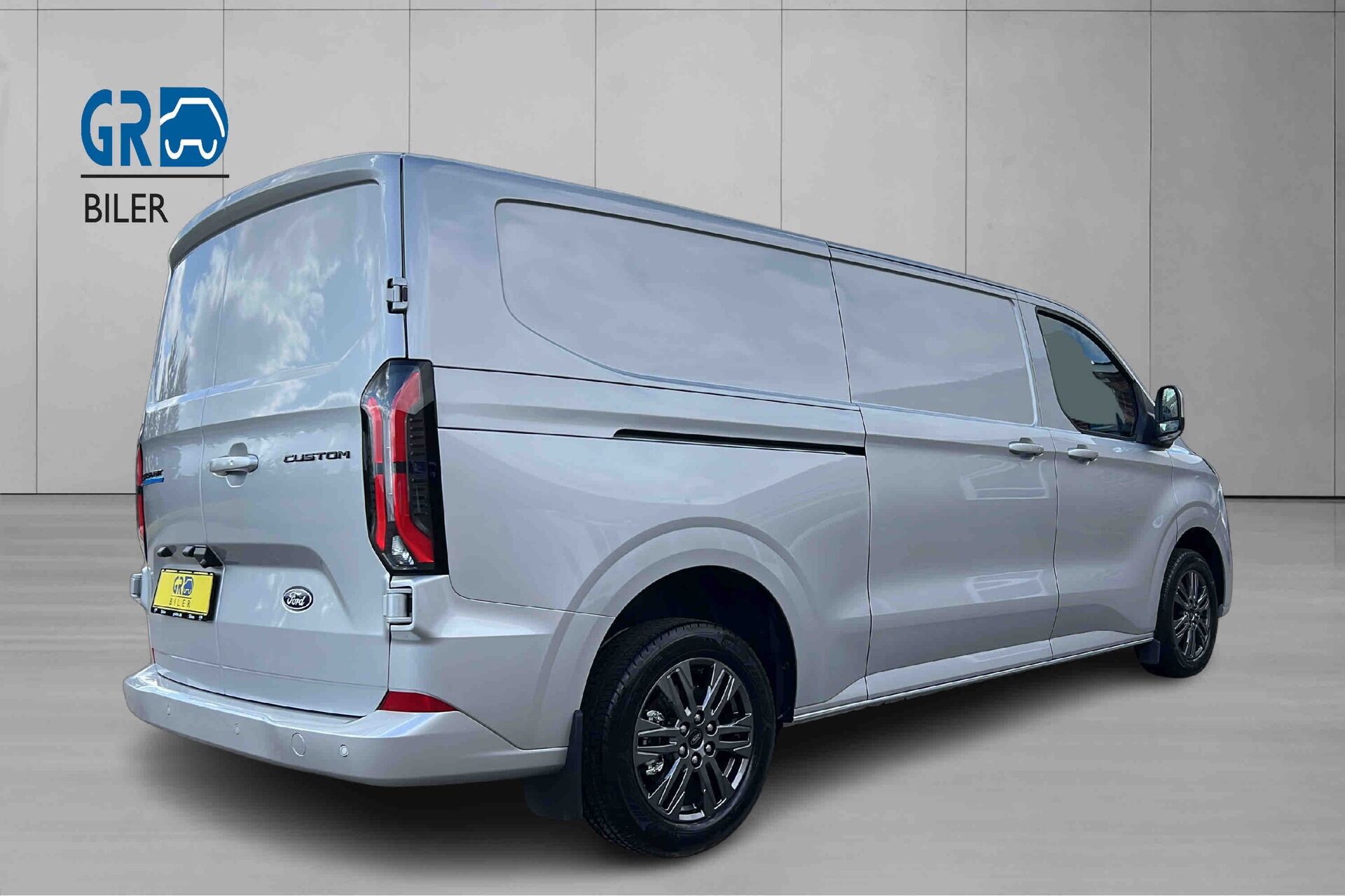 Billede af Ford E-Transit Custom 340 L2H1 EL Limited 136HK Van Aut.
