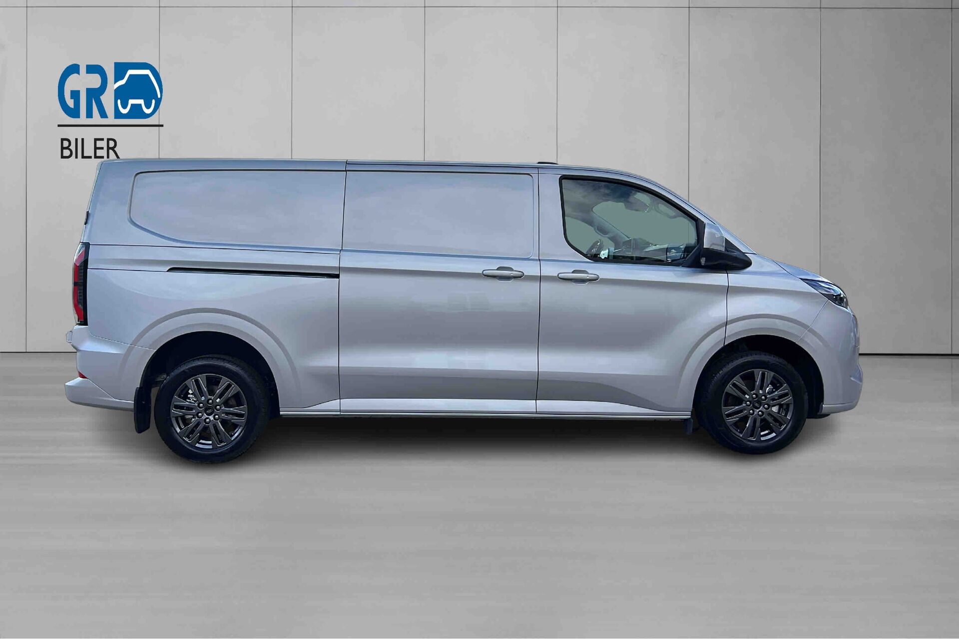 Billede af Ford E-Transit Custom 340 L2H1 EL Limited 136HK Van Aut.