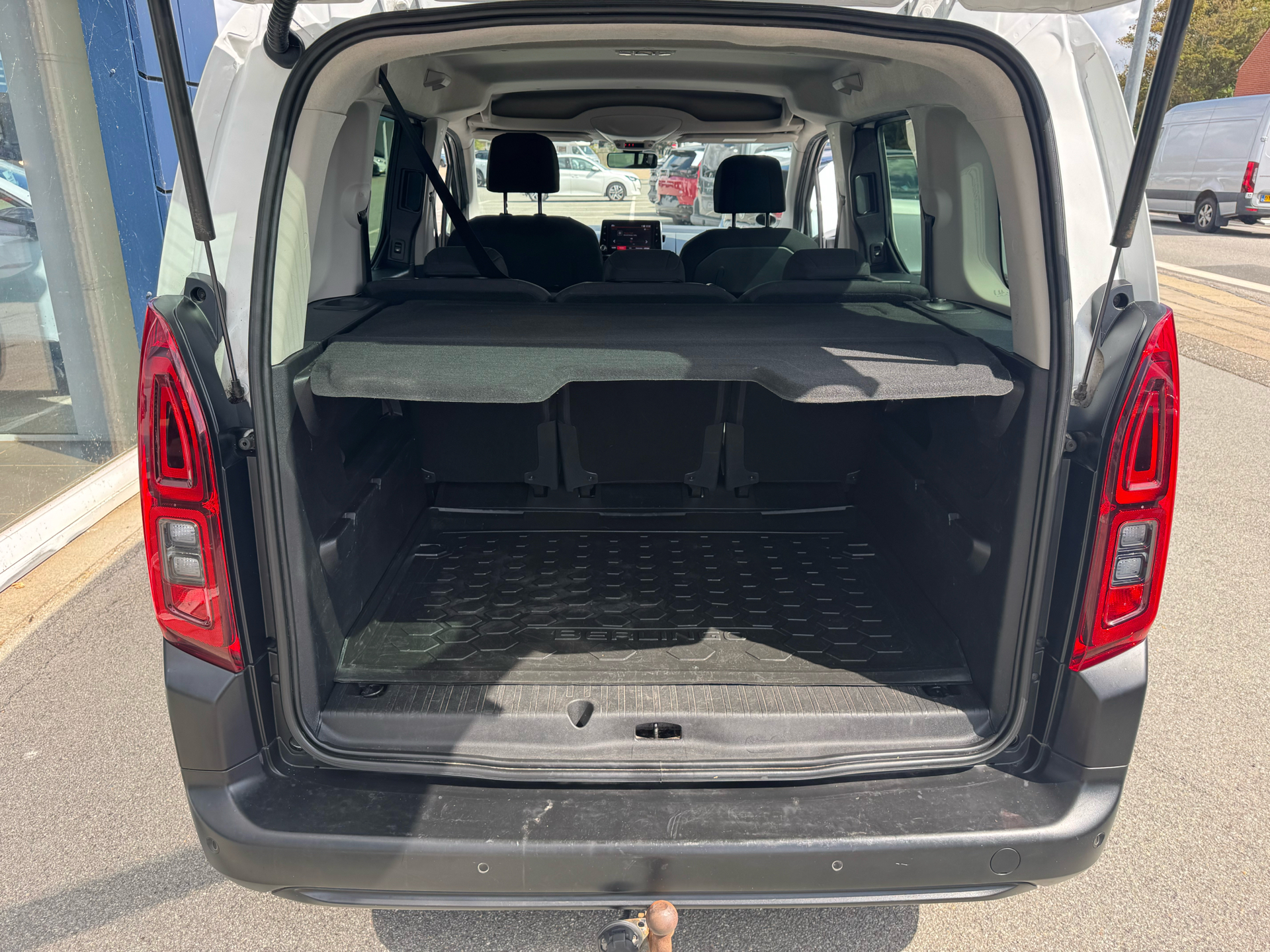 Billede af Citroën Berlingo 1,5 Blue HDi Iconic EAT8 start/stop 130HK 8g Aut.