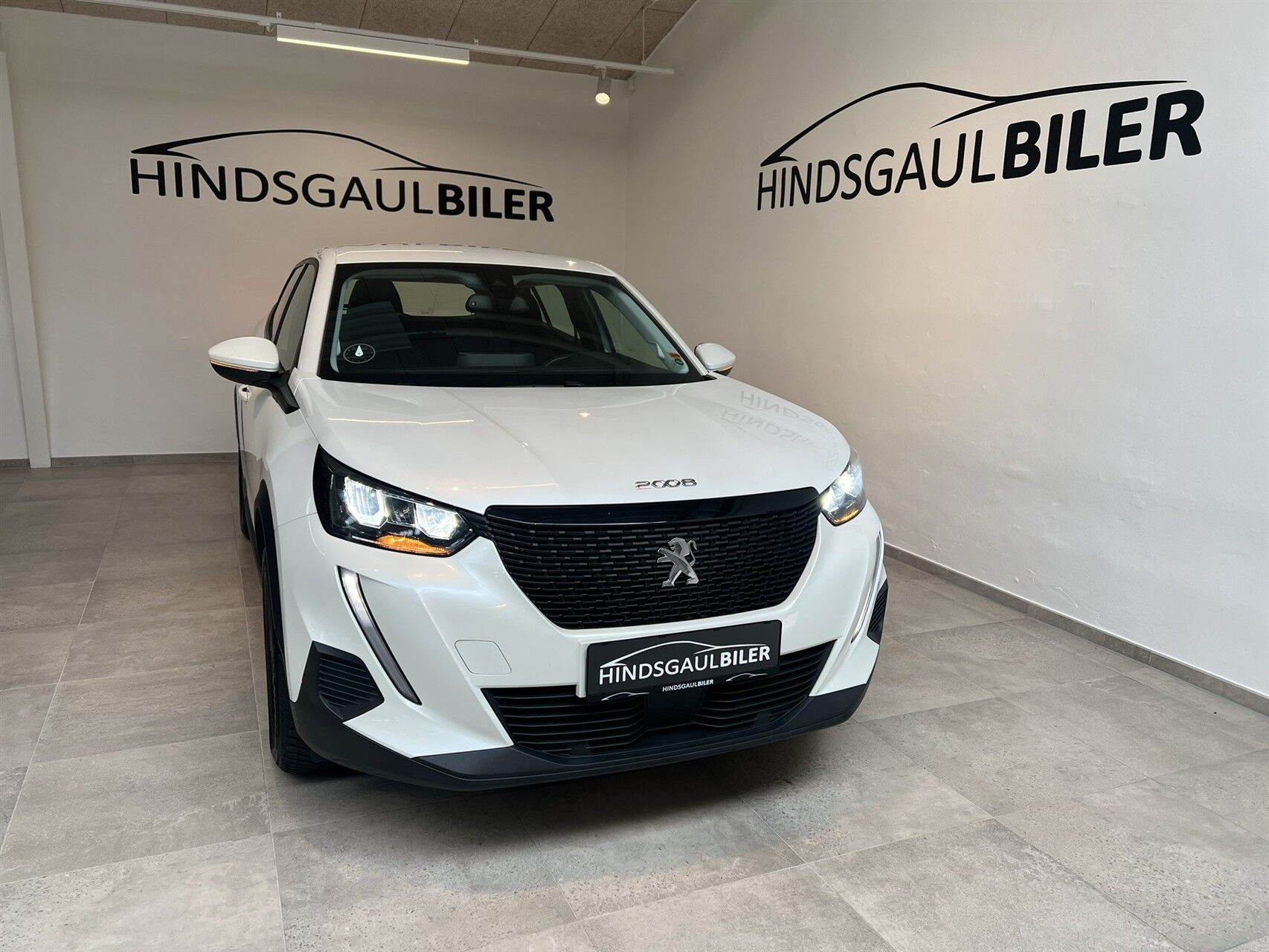 Billede af Peugeot 2008 1,2 PureTech Platin EAT8 130HK 5d 8g Aut.