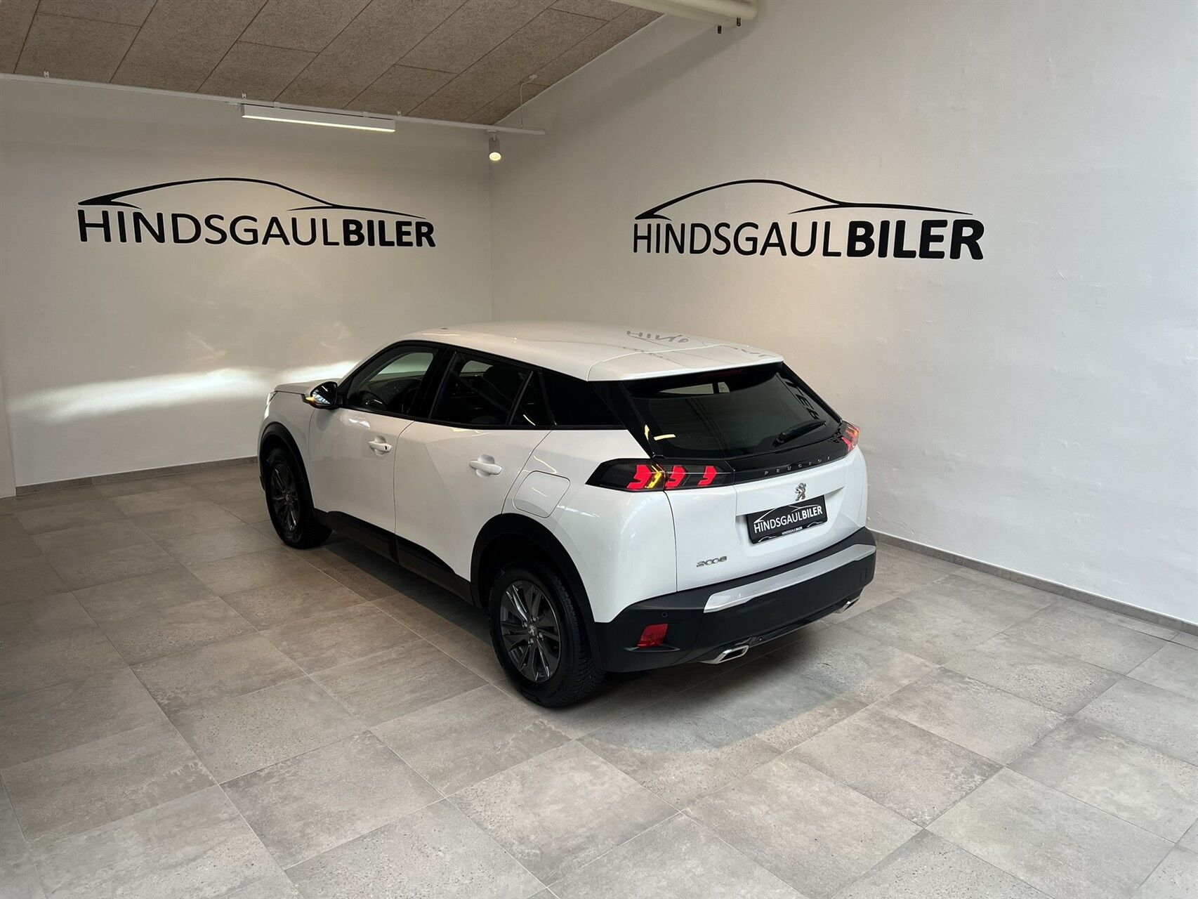 Billede af Peugeot 2008 1,2 PureTech Platin EAT8 130HK 5d 8g Aut.