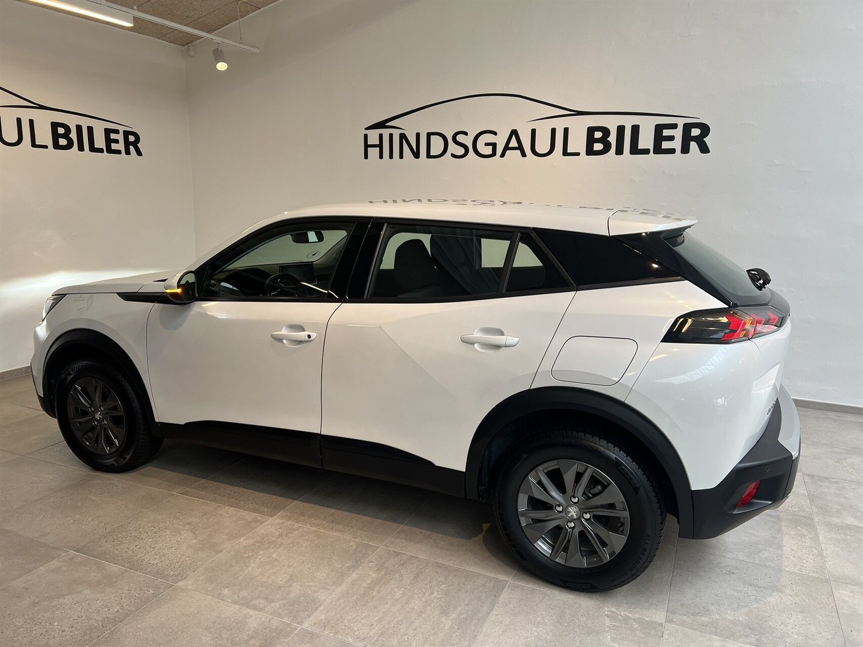 Billede af Peugeot 2008 1,2 PureTech Platin EAT8 130HK 5d 8g Aut.