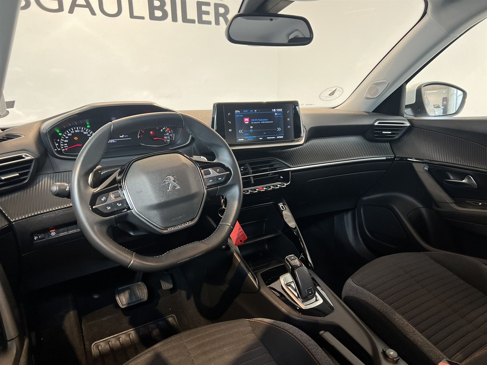 Billede af Peugeot 2008 1,2 PureTech Platin EAT8 130HK 5d 8g Aut.