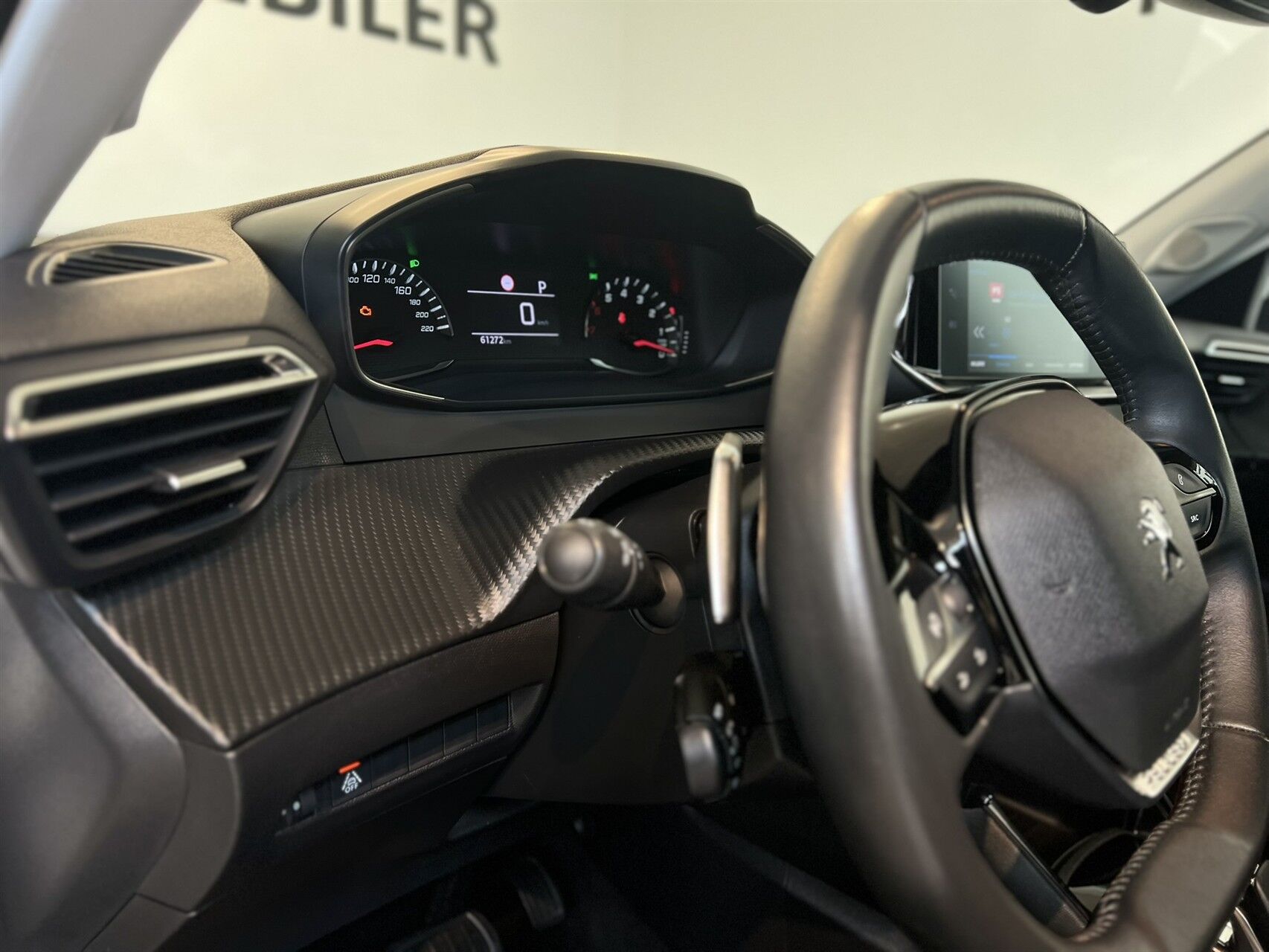 Billede af Peugeot 2008 1,2 PureTech Platin EAT8 130HK 5d 8g Aut.