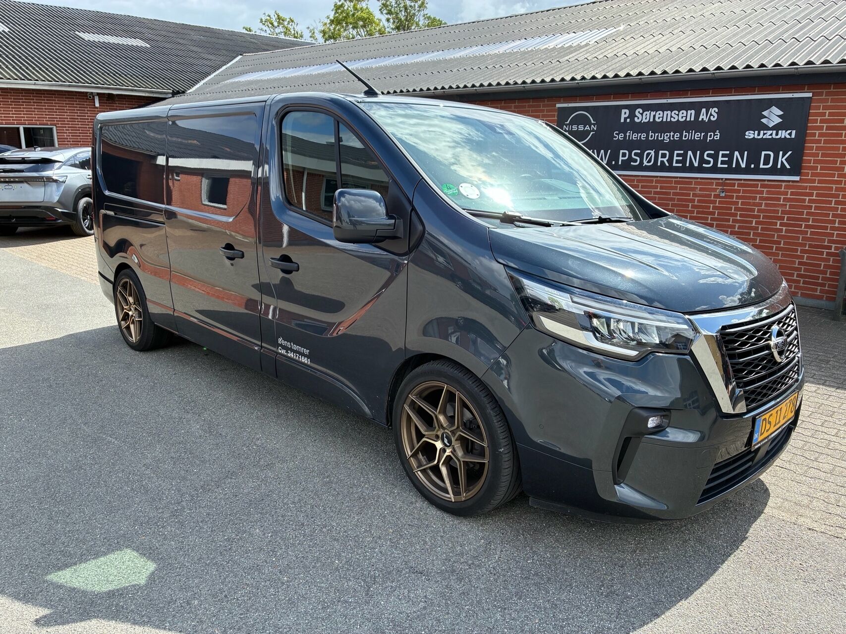 Billede af Nissan Primastar L2H1 2,0 DCi Tekna 170HK Van 6g Aut.