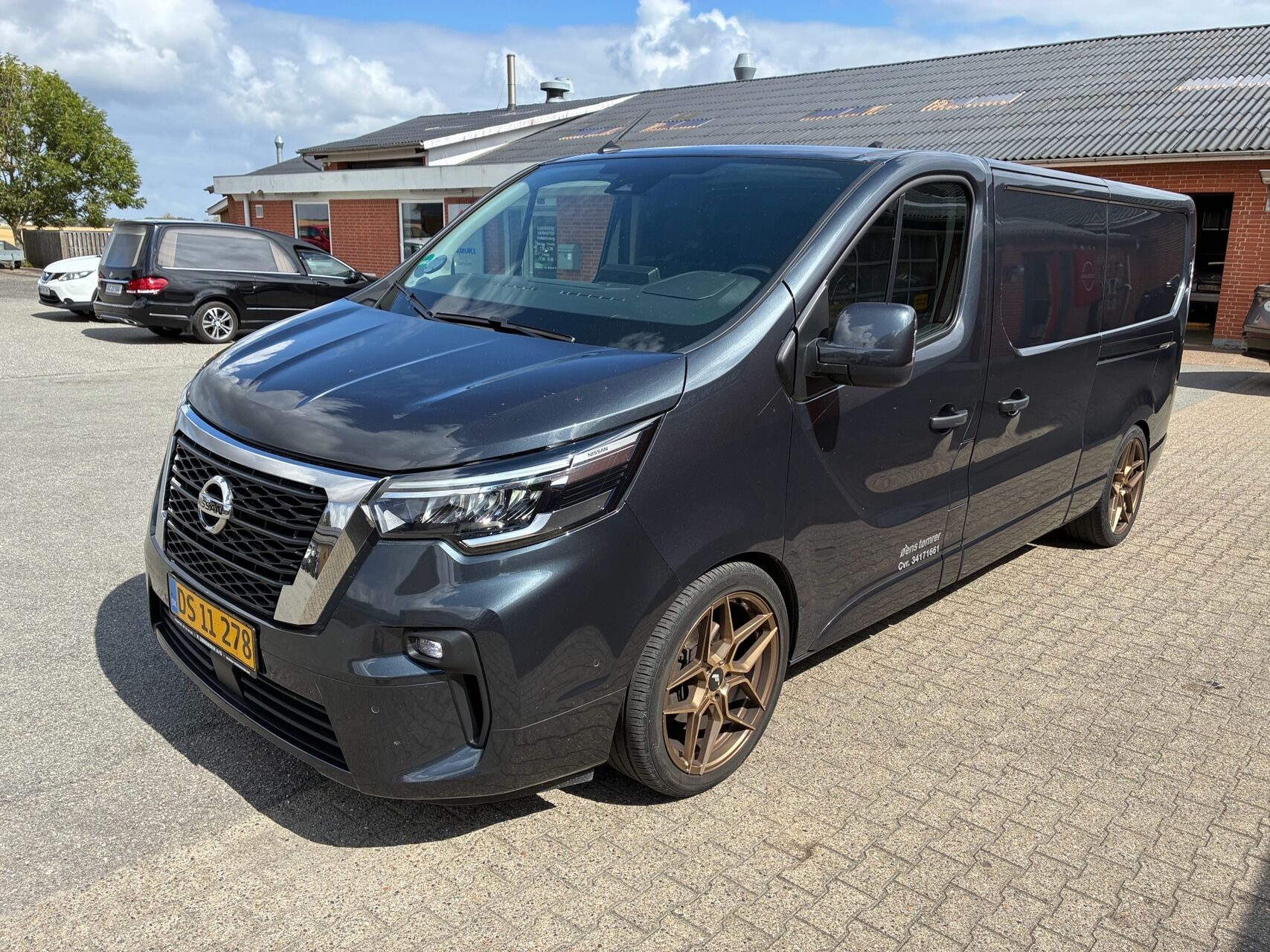 Billede af Nissan Primastar L2H1 2,0 DCi Tekna 170HK Van 6g Aut.