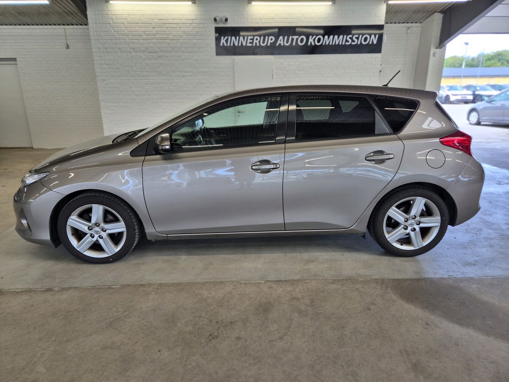 Billede af Toyota Auris 2,0 D-4D DPF T2 124HK 5d 6g
