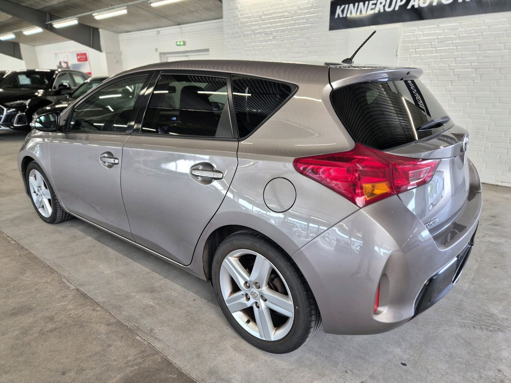 Billede af Toyota Auris 2,0 D-4D DPF T2 124HK 5d 6g