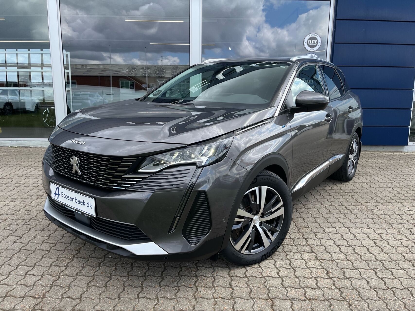 Billede af Peugeot 3008 1,6 PureTech  Plugin-hybrid Allure Pack EAT8 225HK 5d 8g Aut.