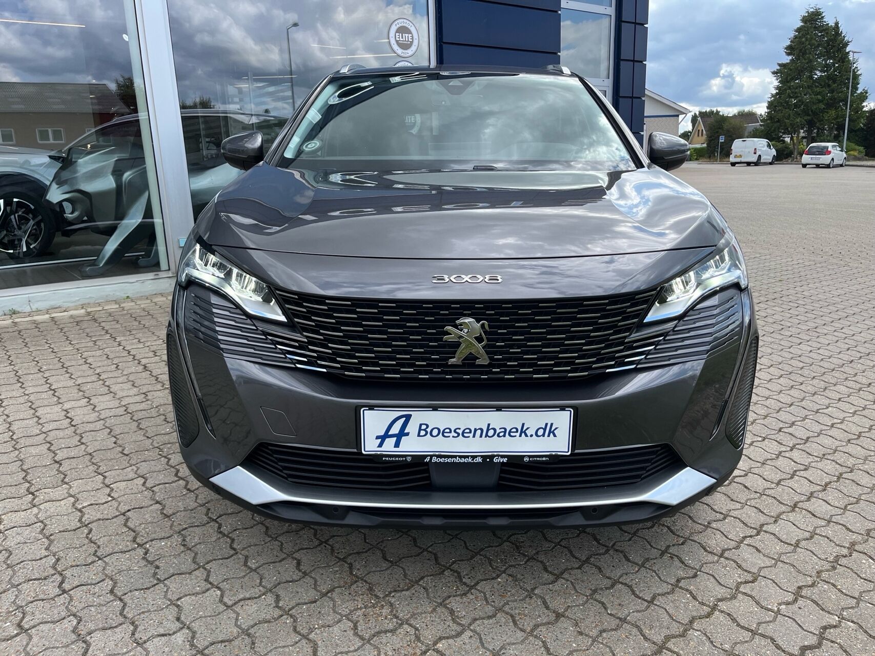 Billede af Peugeot 3008 1,6 PureTech  Plugin-hybrid Allure Pack EAT8 225HK 5d 8g Aut.