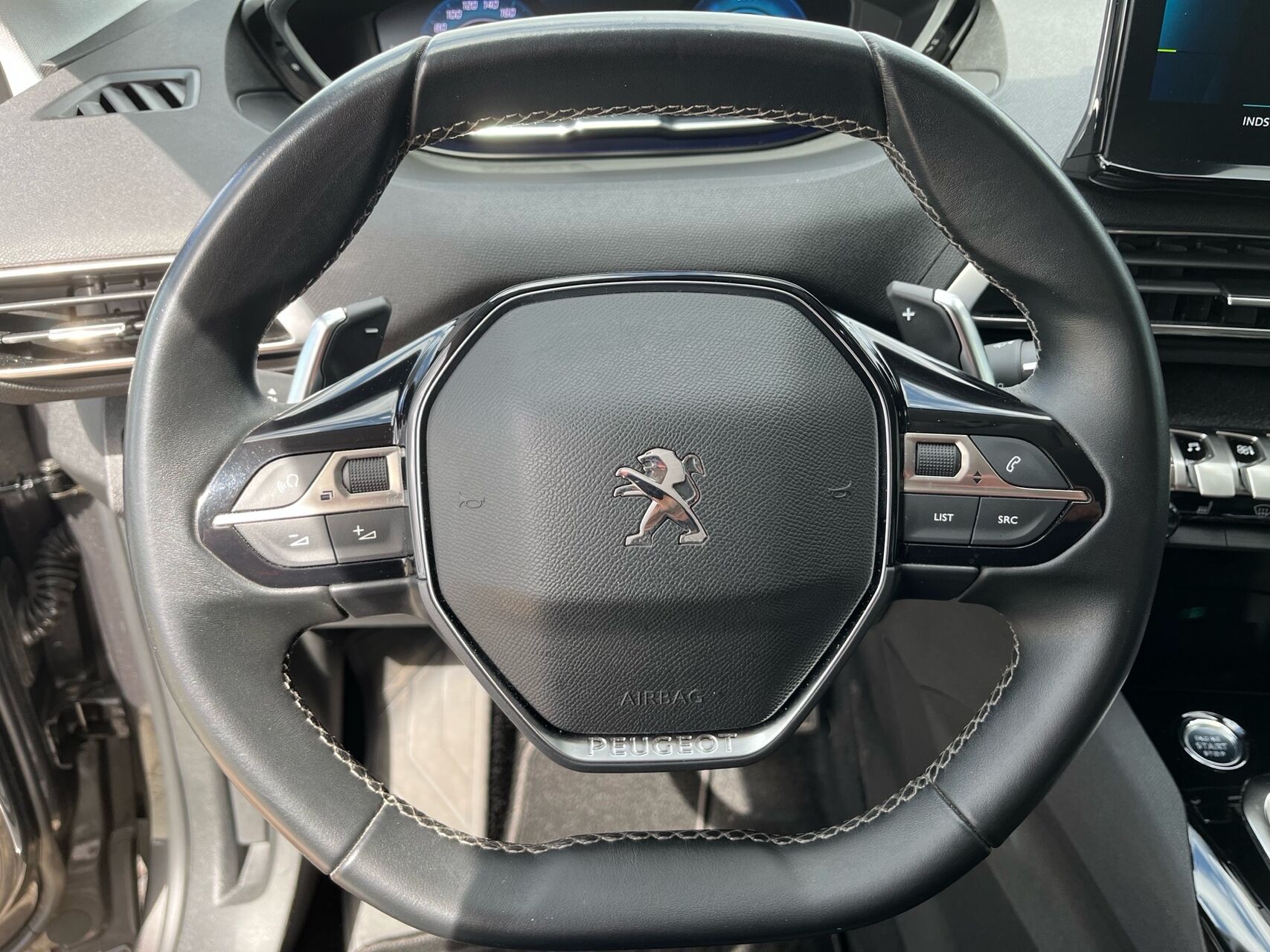 Billede af Peugeot 3008 1,6 PureTech  Plugin-hybrid Allure Pack EAT8 225HK 5d 8g Aut.