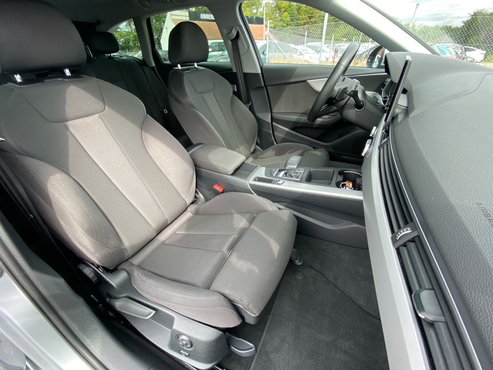 Billede af Audi A4 Avant 2,0 40 TFSI  Mild hybrid Advanced Prestige Tour Plus S Tronic 190HK Stc 7g Aut.