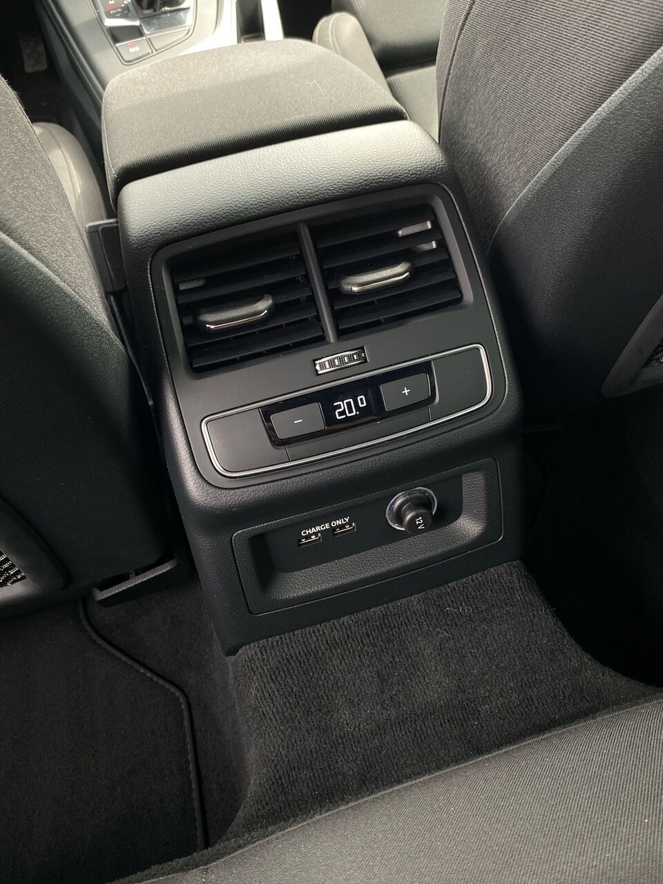 Billede af Audi A4 Avant 2,0 40 TFSI  Mild hybrid Advanced Prestige Tour Plus S Tronic 190HK Stc 7g Aut.
