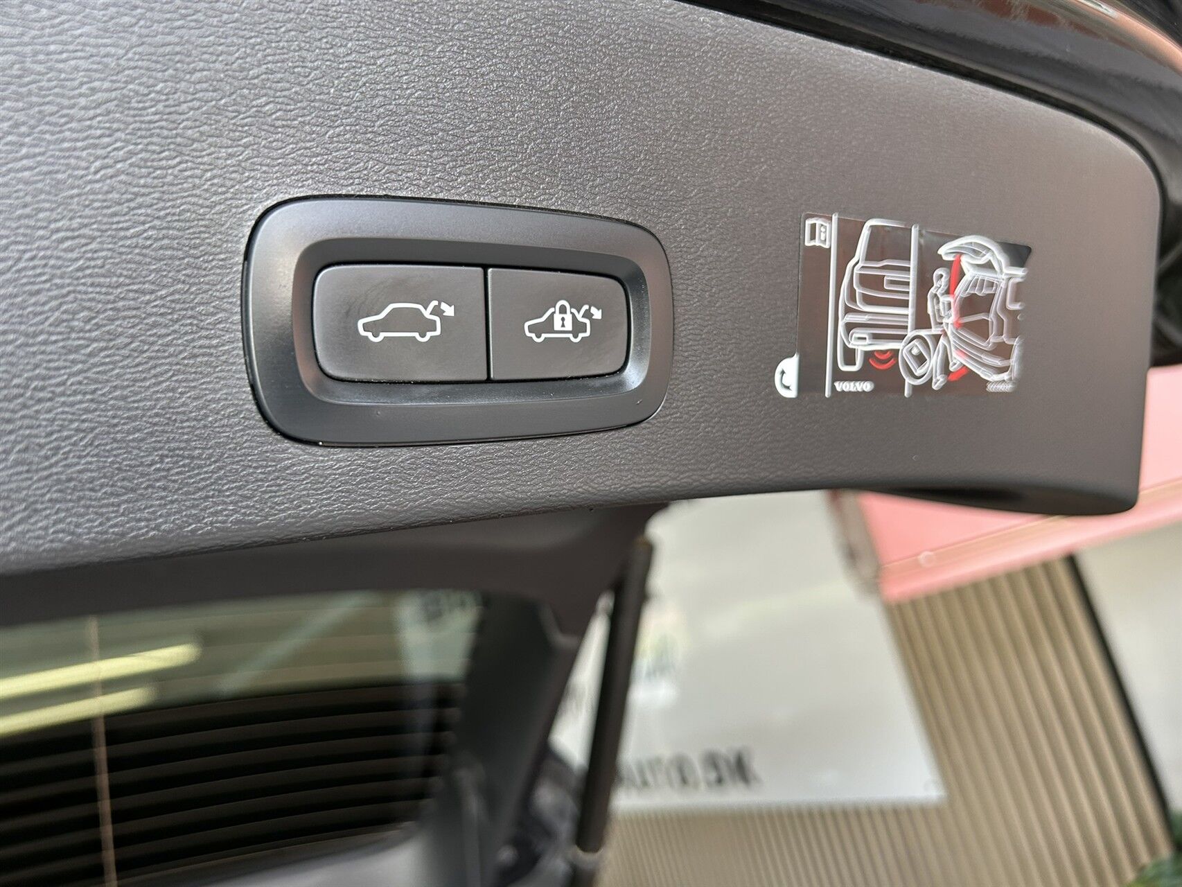 Billede af Volvo XC40 P8 Recharge Twin Pro AWD 408HK 5d Aut.