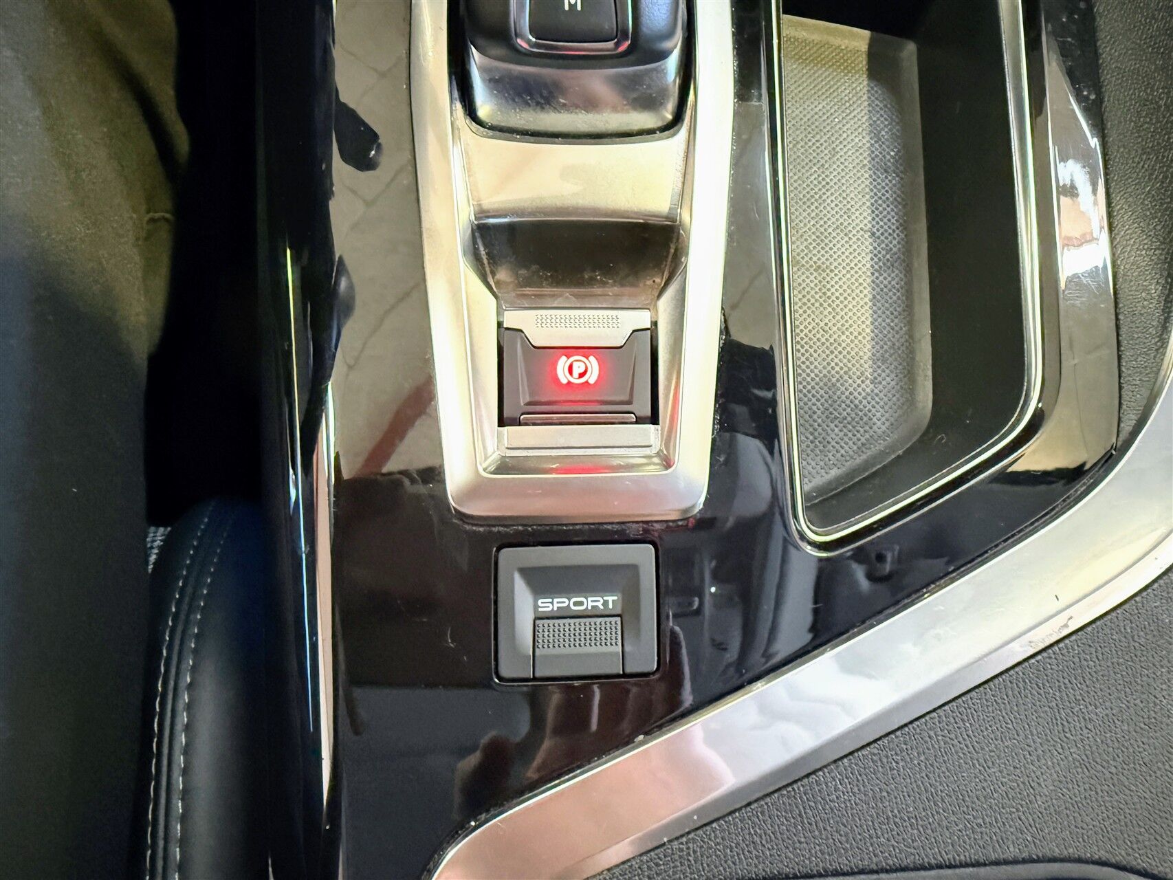 Billede af Peugeot 3008 1,6 BlueHDi Active EAT6 120HK 6g Aut.