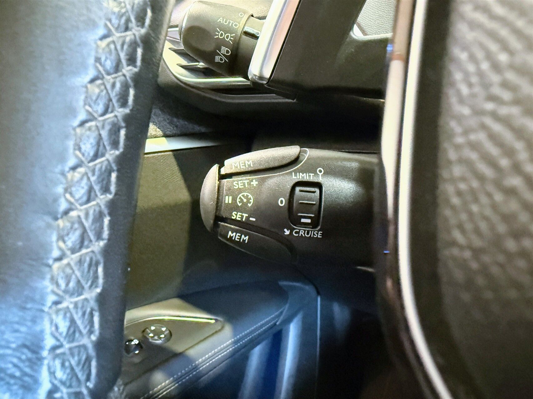 Billede af Peugeot 3008 1,6 BlueHDi Active EAT6 120HK 6g Aut.