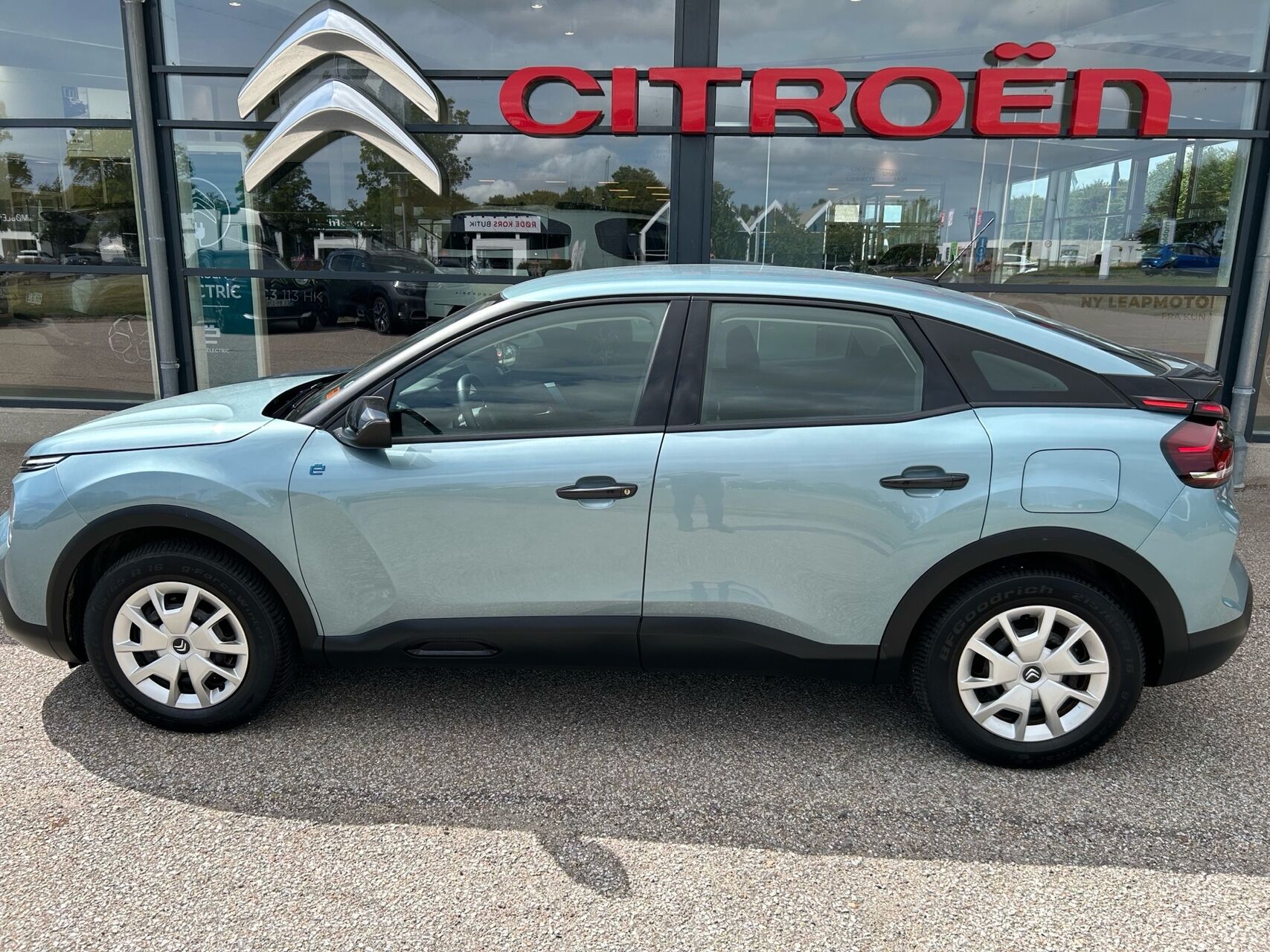 Billede af Citroën e-C4 EL Feel 136HK 5d Aut.