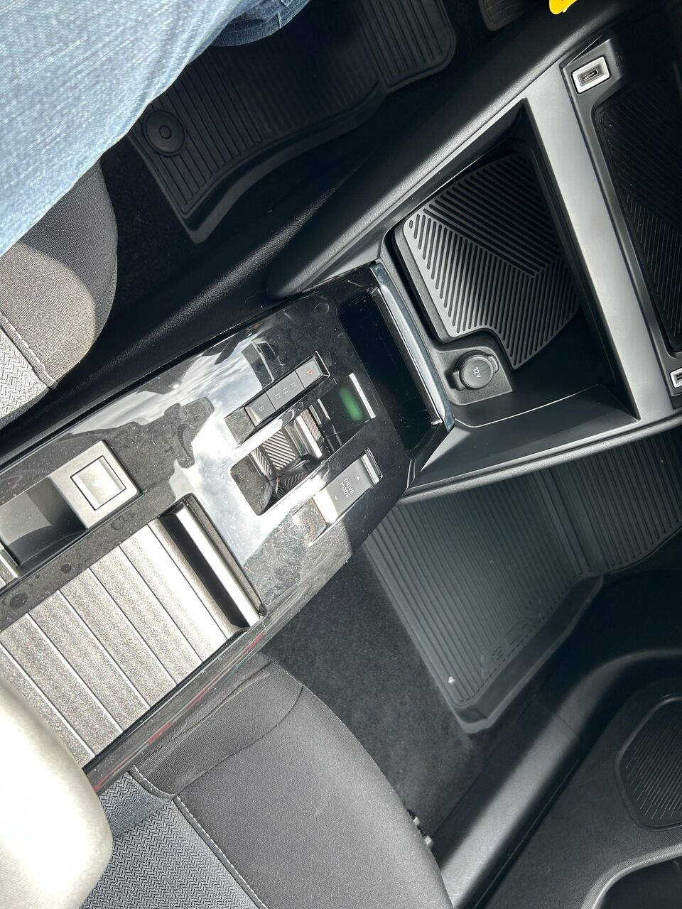 Billede af Citroën e-C4 EL Feel 136HK 5d Aut.