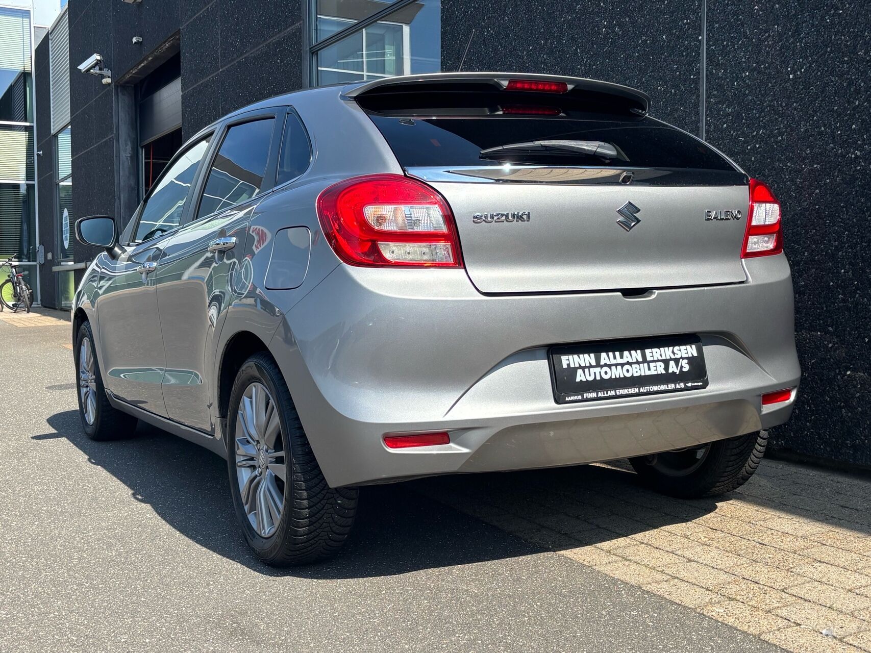 Billede af Suzuki Baleno 1,2 Dualjet Exclusive CVT 90HK 5d Aut.