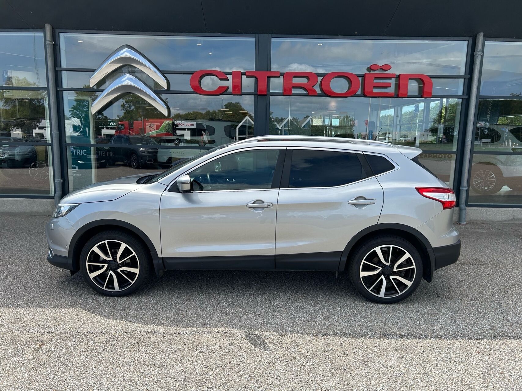 Billede af Nissan Qashqai 1,2 Dig-T Tekna 4X2 X-Tronic 115HK 5d 6g Aut.